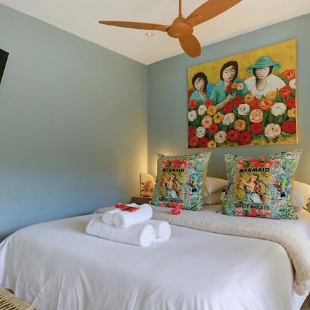 Pearl Moon Boutique Suites Wilderness Exterior photo